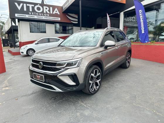 VOLKSWAGEN TAOS 1.4 250 TSI TOTAL FLEX HIGHLINE AUTOMÁTICO